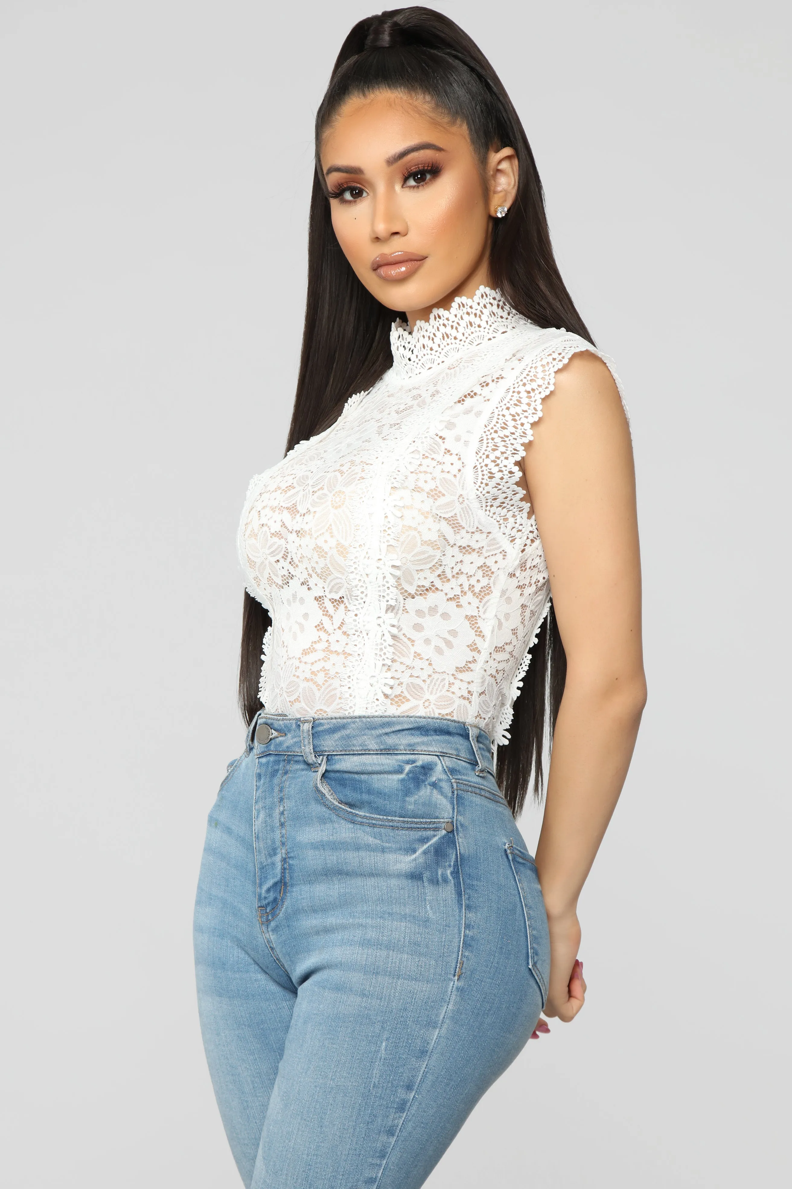 Be Gentle Lace Top - White
