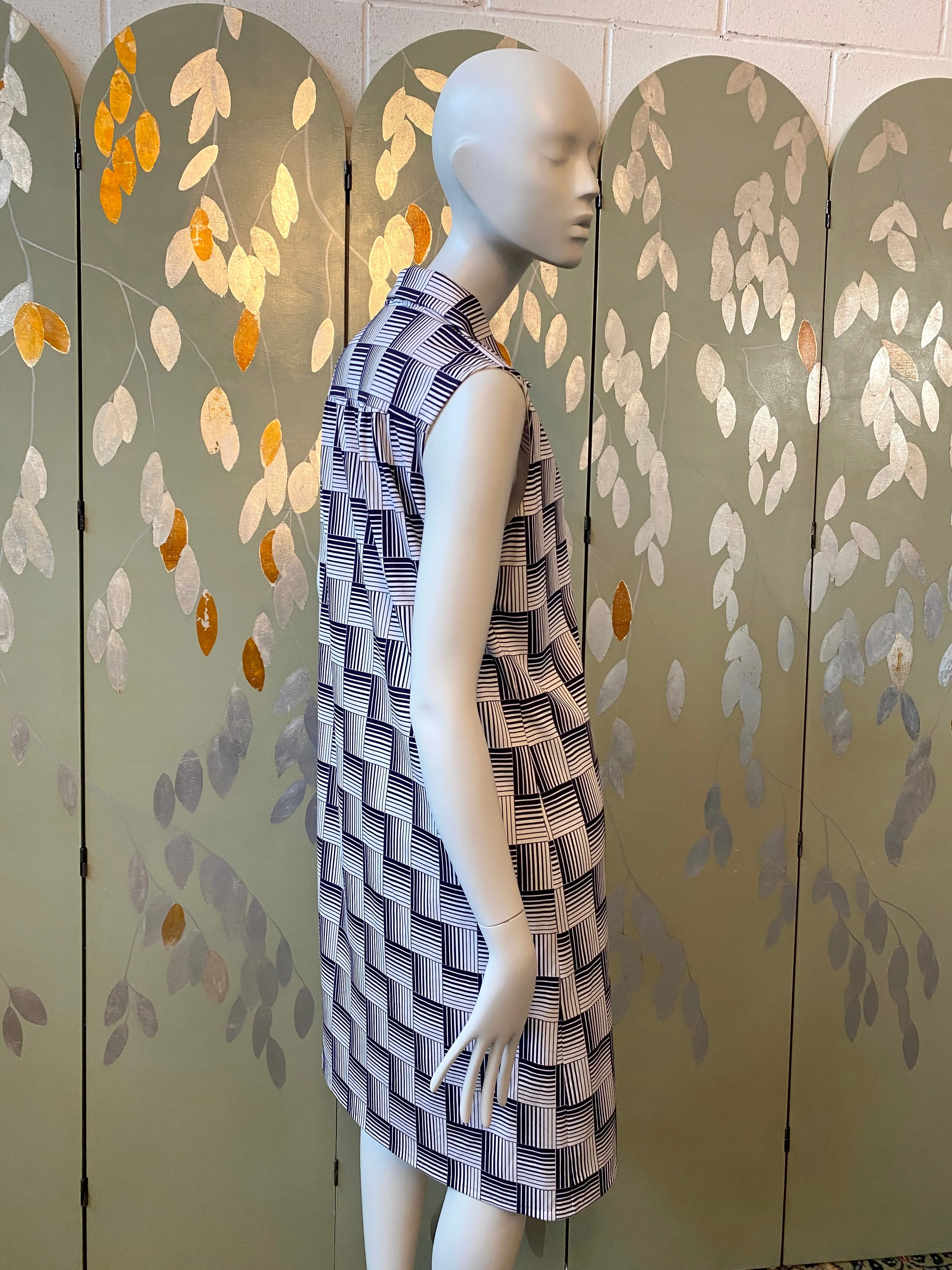Vintage 1970s Blue & White Graphic Grid Print Shift Shirt Dress, Large